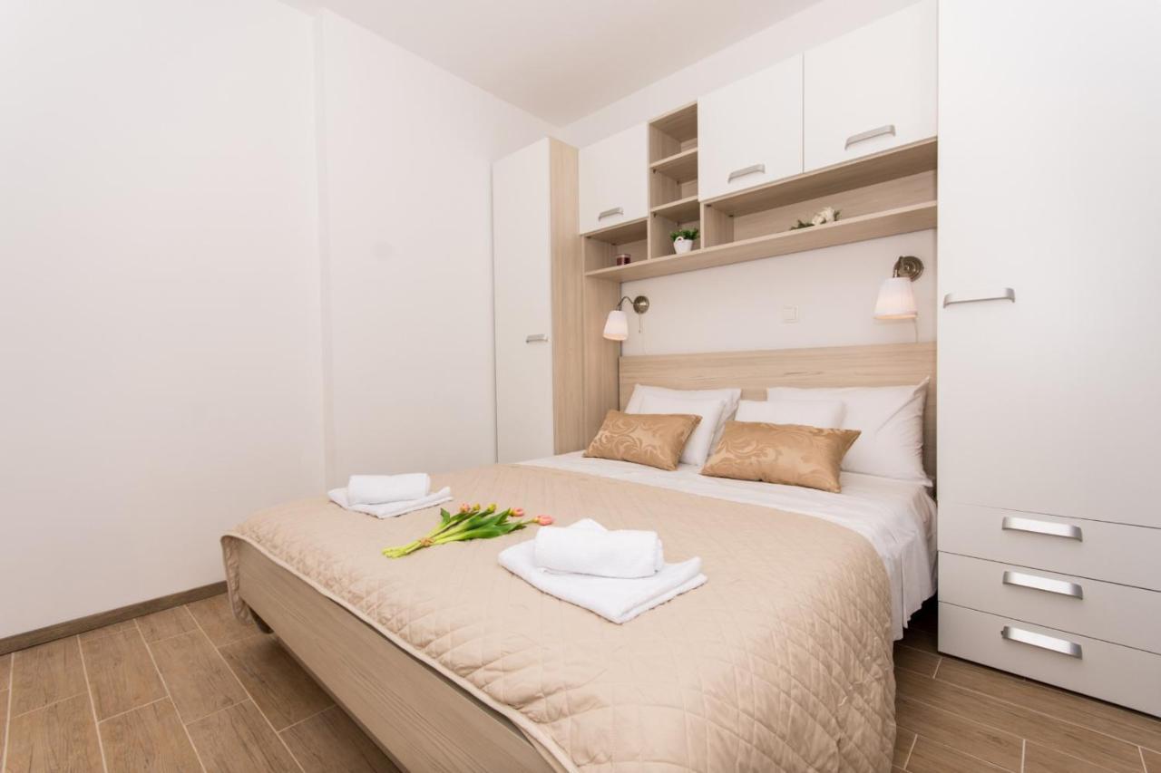 Villa La Drvenik Veli Room photo