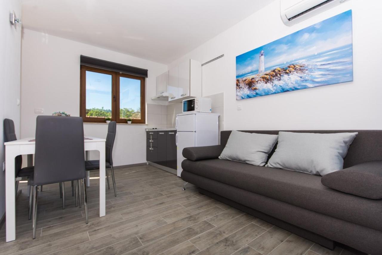 Villa La Drvenik Veli Room photo